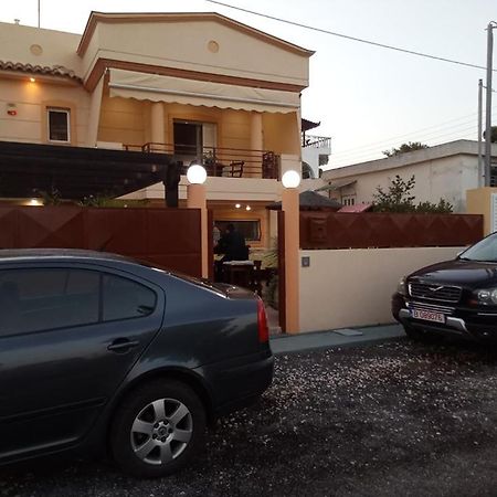 Villa Avatos - Near To The Port Of Rafina And The Airport Of Athens Agios Spyridon (Spata-Artemida) Exterior foto
